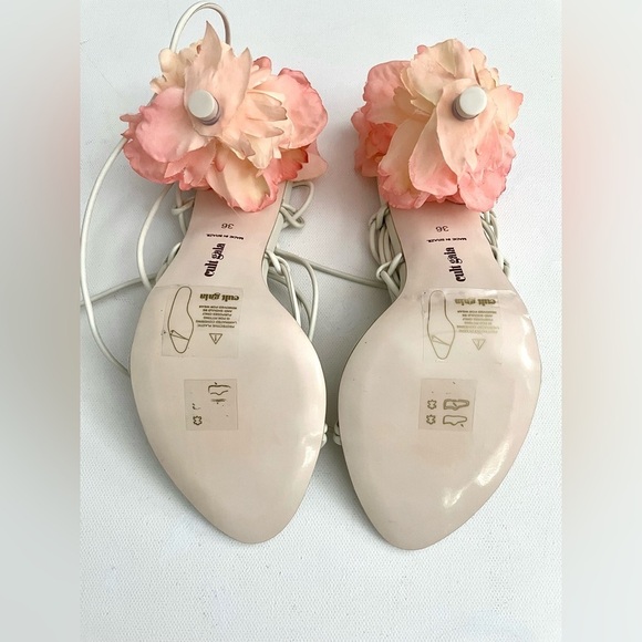 Cult Gaia Off White Effie Flower Petal Heel Strappy Sandals 36 6 Lace Up Wedding - Picture 6 of 13